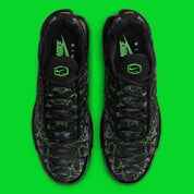 Sneakers Nike Air Max Plus Shattered Glass noires avec motifs effet verre brisé en mesh technique et amorti Tuned Air visible