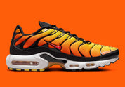 Nike Air Max Plus Sunset avec dégradé jaune orange rouge et unités Tuned Air visibles.Vue de l'interieur