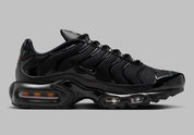 Nike Air Max Plus triple black