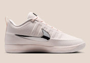 Nike Book 2 LX White Label, chaussures de basketball signature Devin Booker avec tige légère, amorti performant et design White Label.