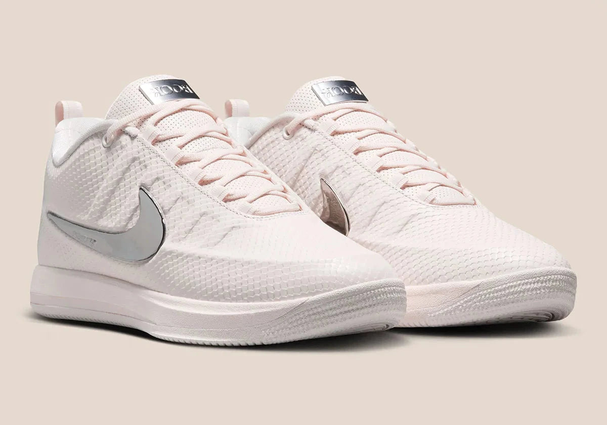 Nike Book 2 LX White Label, chaussures de basketball signature Devin Booker avec tige légère, amorti performant et design White Label.
