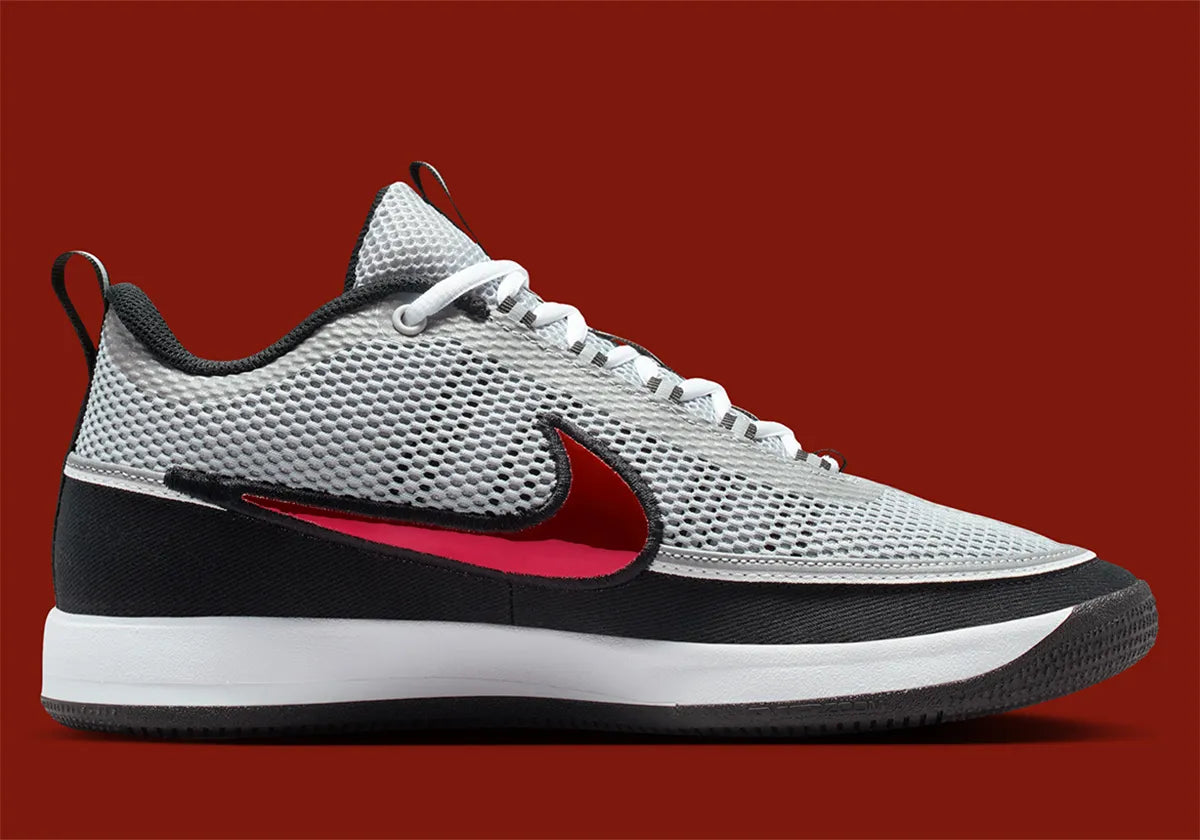 Sneakers Nike Book 2 SP Spiridon en mesh respirant avec renforts synthétiques, coloris Sport Red, amorti performant et design hybride running basketball.