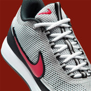Sneakers Nike Book 2 SP Spiridon en mesh respirant avec renforts synthétiques, coloris Sport Red, amorti performant et design hybride running basketball.