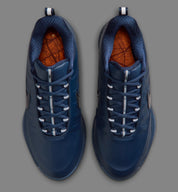 Nike Book 2 SE Detroit Tigers avec tige en textile technique respirant, empiècements structurés, détails inspirés des Detroit Tigers et semelle extérieure à traction multidirectionnelle.