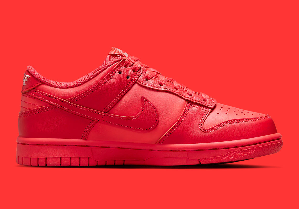 Nike Dunk Low Track Red