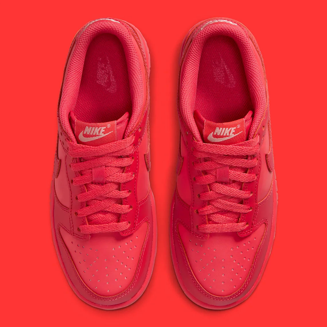 Nike Dunk Low Track Red
