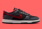 Nike Dunk Low Protro Kobe Bryant WNBA All-Star Weekend 2026, sneakers Kobe Bryant en édition spéciale avec technologie Protro, silhouette basse et design exclusif.