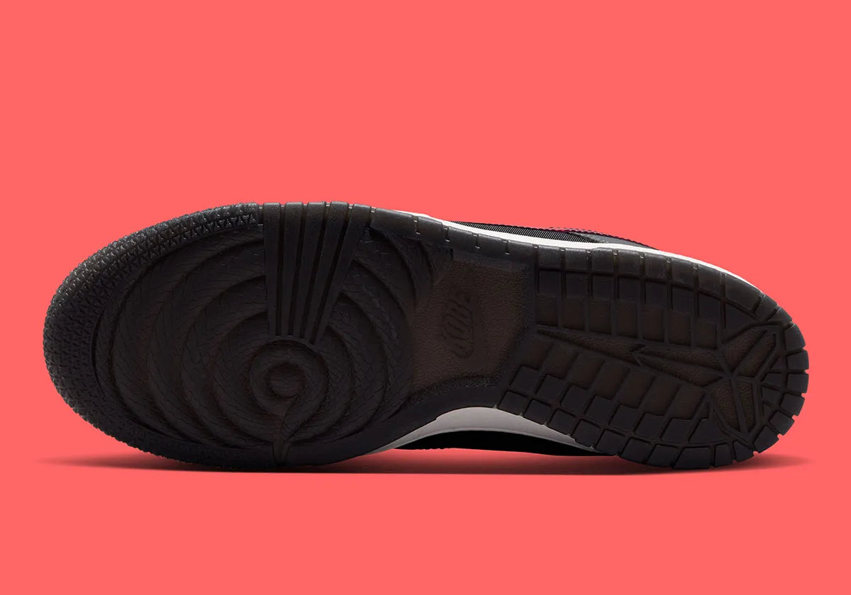 Nike Dunk Low Protro Kobe Bryant WNBA All-Star Weekend 2026, sneakers Kobe Bryant en édition spéciale avec technologie Protro, silhouette basse et design exclusif.