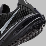 Sneaker de basketball Nike Air Zoom GT Cut Black Chrome en mesh technique avec unité Zoom Air Strobel et amorti React.