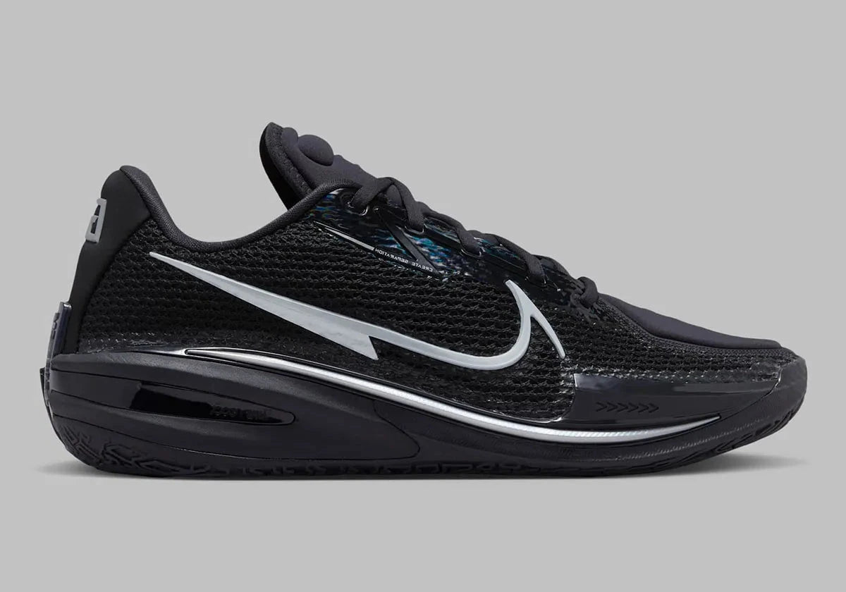 Sneaker de basketball Nike Air Zoom GT Cut Black Chrome en mesh technique avec unité Zoom Air Strobel et amorti React.