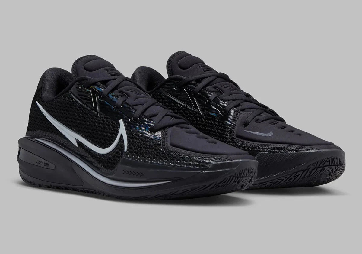 Sneaker de basketball Nike Air Zoom GT Cut Black Chrome en mesh technique avec unité Zoom Air Strobel et amorti React.