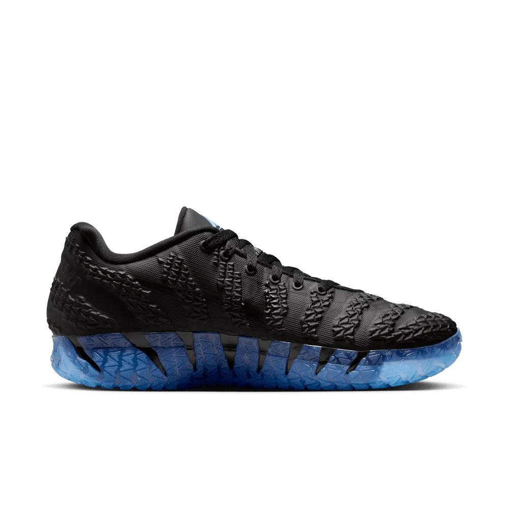 Nike JA 3 avec cristaux Swarovski, cuir premium et technologie d’amorti réactive, design signature Ja Morant. vue de profil intérieur