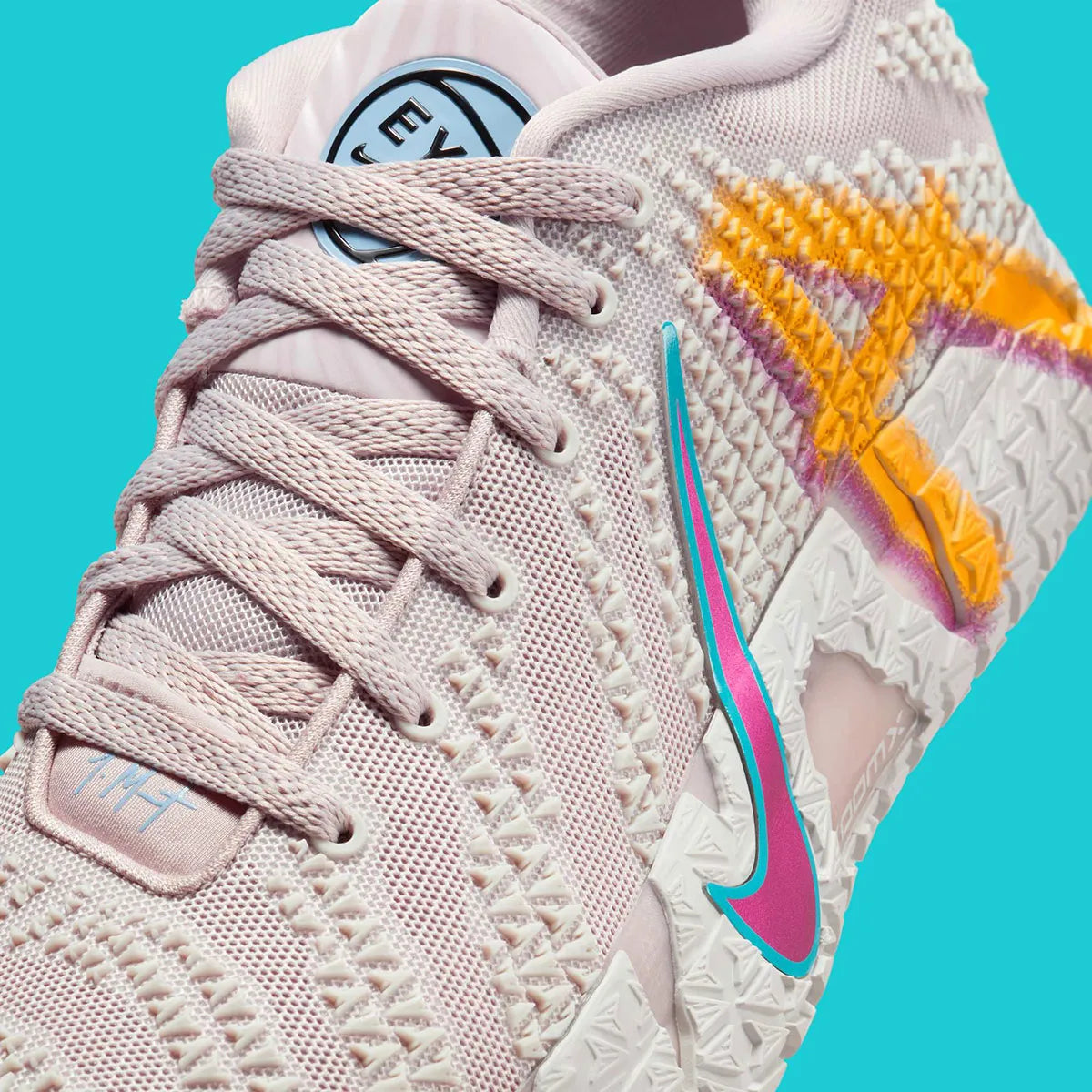 Nike JA 3 EYBL – sneaker signature Ja Morant coloris pastel violet rose cactus or avec amorti ZoomX et traction mini-JA