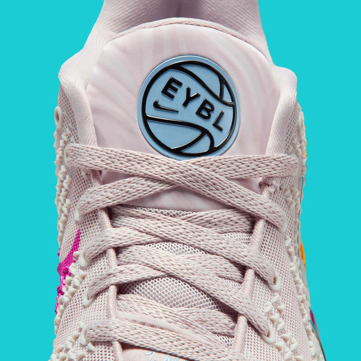 Nike JA 3 EYBL – sneaker signature Ja Morant coloris pastel violet rose cactus or avec amorti ZoomX et traction mini-JA