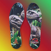 Nike Ja 3 Jurassic Park Explorer avec tige textile aux tons naturels contrastés, renforts structurés, amorti réactif et semelle en caoutchouc à traction multidirectionnelle.