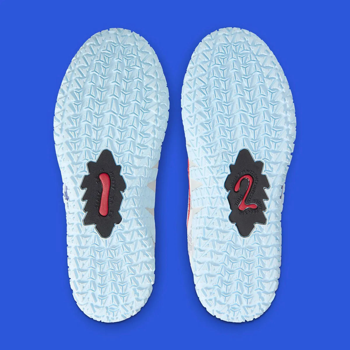 Sneakers Nike Ja 3 Outer Space en mesh technique avec semelle réactive, traction multidirectionnelle et design basketball inspiré de l’univers spatial.Vue de la semelle extérieur 