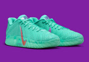 Sneakers Nike Ja 3 Twelve Time en mesh technique avec semelle réactive, traction multidirectionnelle et design basketball moderne inspiré de Ja Morant.Vue de coté 
