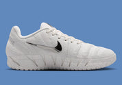 Nike Ja 3 White Label, chaussures de basketball signature Ja Morant avec tige respirante, amorti performant et excellente adhérence.
