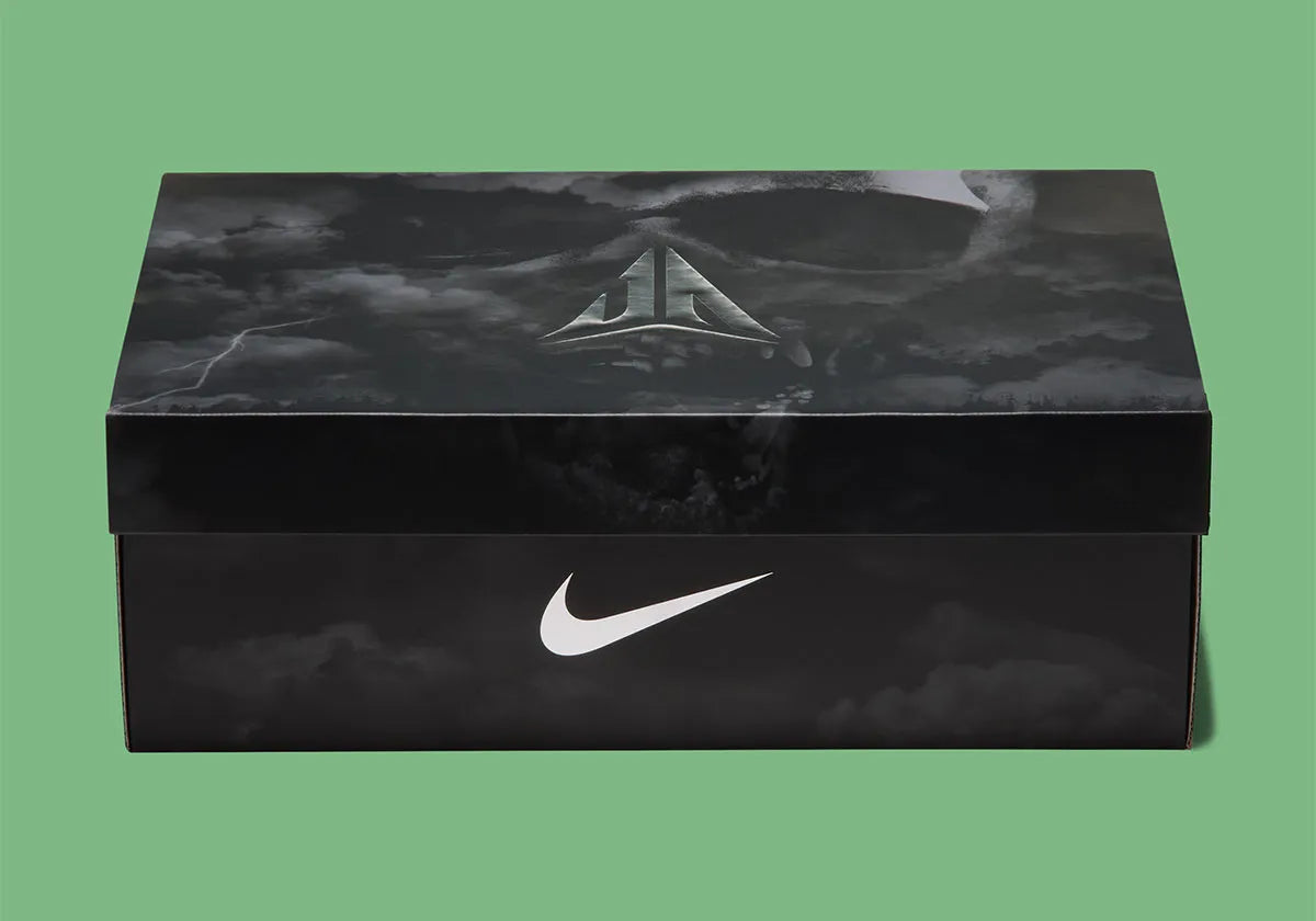 Boite de la Nike Ja 4 Nightmare IM4135-405, chaussure de basket Obsidian et noire avec détails Voltage Green, semelle Cushlon 3.0 et JA-Frame.