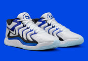 Nike KD 17 Penny avec tige en mesh technique, cage en TPU, amorti Zoom Air à l'avant-pied, Air Strobel sur toute la longueur et détails inspirés de Penny Hardaway.