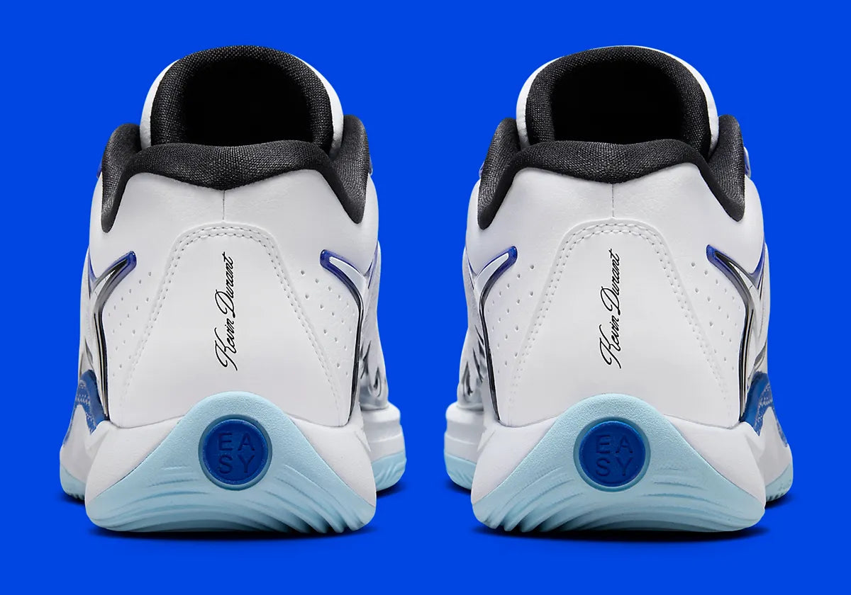 Nike KD 17 Penny avec tige en mesh technique, cage en TPU, amorti Zoom Air à l'avant-pied, Air Strobel sur toute la longueur et détails inspirés de Penny Hardaway.