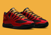 Sneaker de basketball Nike KD 18 Air Bakin en mesh technique multicouche avec amorti Zoom Air et semelle à traction multidirectionnelle.