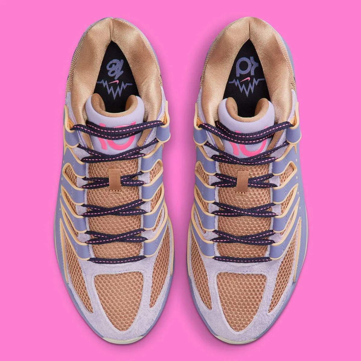 Sneaker de basketball Nike KD 18 B.A.D. en mesh technique avec amorti Zoom Air et semelle à traction multidirectionnelle.