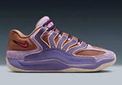 Sneaker de basketball Nike KD 18 B.A.D. en mesh technique avec amorti Zoom Air et semelle à traction multidirectionnelle.