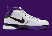 Sneakers Nike Kobe 1 Protro 81 Pt Game 2026 en matériaux premium avec design inspiré du match historique 81 points et amorti réactif vue de profil intérieur. 