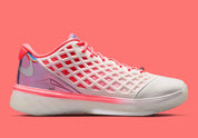 Nike Kobe 3 Low Protro WNBA All-Star 2026 en coloris Sail et Hot Punch, chaussures de basketball signature Kobe Bryant avec technologie Protro et silhouette basse.