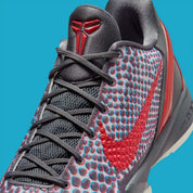 Nike Kobe 6 Protro ASG Hollywood 3D édition 2026 avec textures sculpturales, coloris audacieux et amorti Zoom Air optimisé. zoom avant de la chaussure