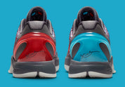 Nike Kobe 6 Protro ASG Hollywood 3D édition 2026 avec textures sculpturales, coloris audacieux et amorti Zoom Air optimisé. vue de derrière