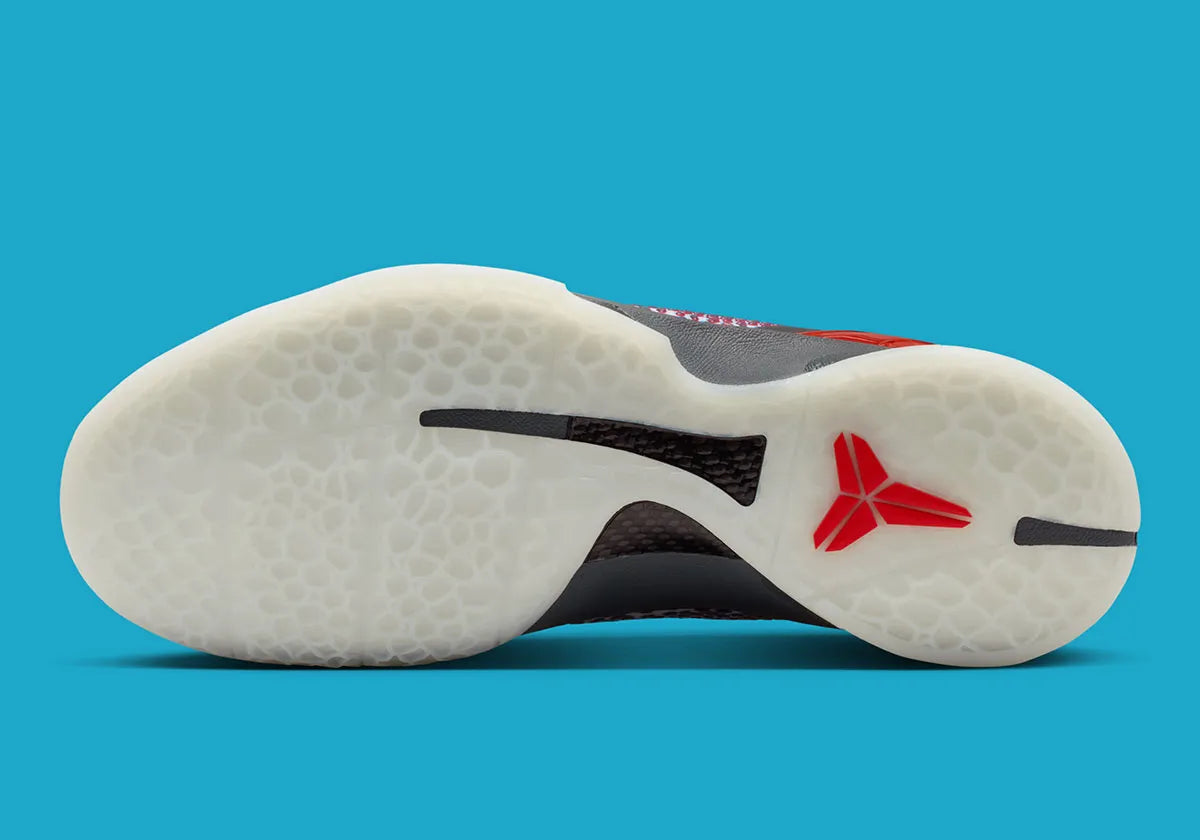 Nike Kobe 6 Protro ASG Hollywood 3D édition 2026 avec textures sculpturales, coloris audacieux et amorti Zoom Air optimisé. vue semelle