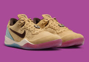 Sneaker Nike Kobe 8 EXT Protro beige et marron en suède avec détails pony hair et lace lock fer à cheval signature