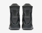 Nike Kobe 9 Elite Black Mamba Collection Fade to Black, chaussure de basketball montante en Flyknit issue du pack hommage à Kobe Bryant.