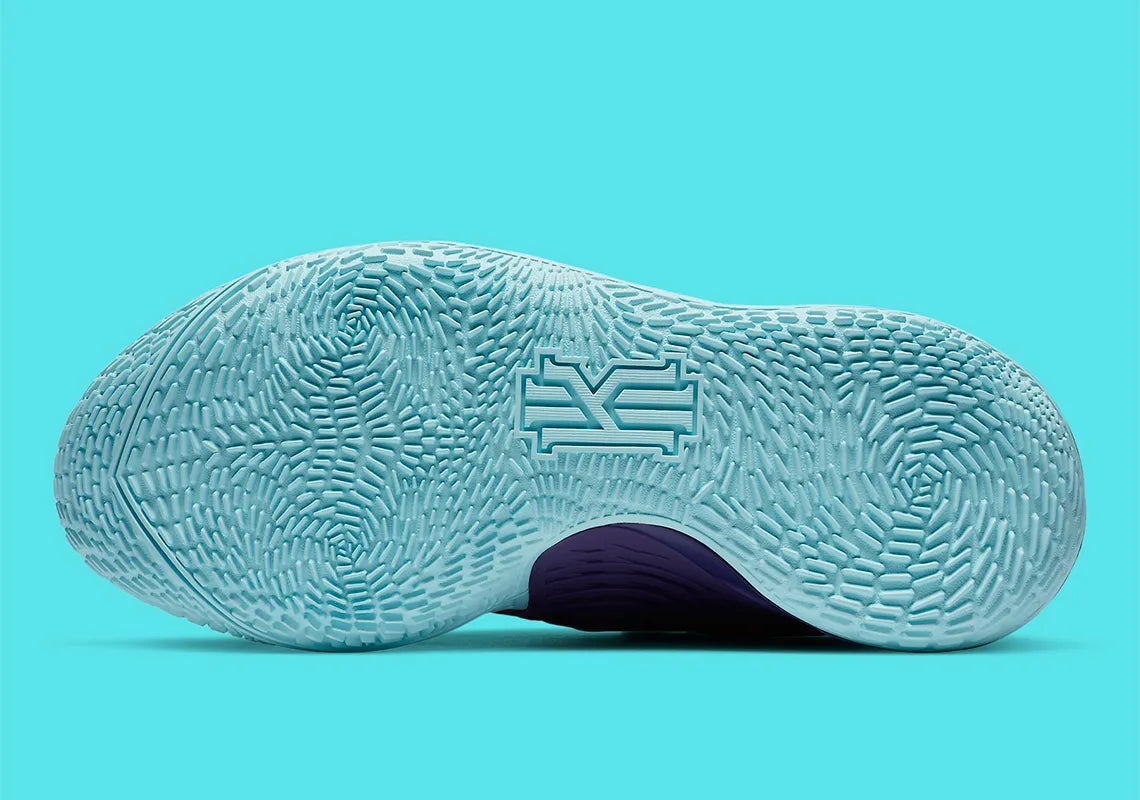Nike Kyrie 3 Low New Orchid semelle