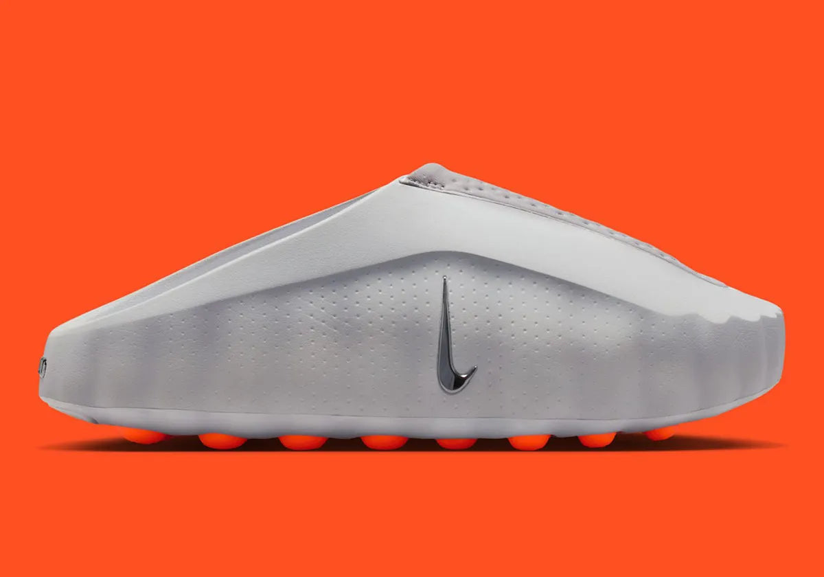 Nike Mind 001 Slide Light Smoke Grey, claquette Nike grise au design minimaliste avec semelle ergonomique et confort premium.