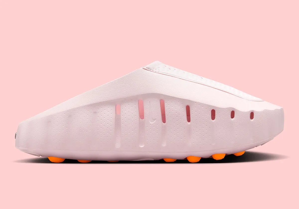 Claquette Nike Mind 001 Slide Pearl Pink rose nacré en mousse technique avec pods sensoriels et design sculpté moderne.