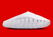 Claquette Nike Mind 001 Slide blanche avec détails Speed Red en mousse technique et pods sensoriels innovants.