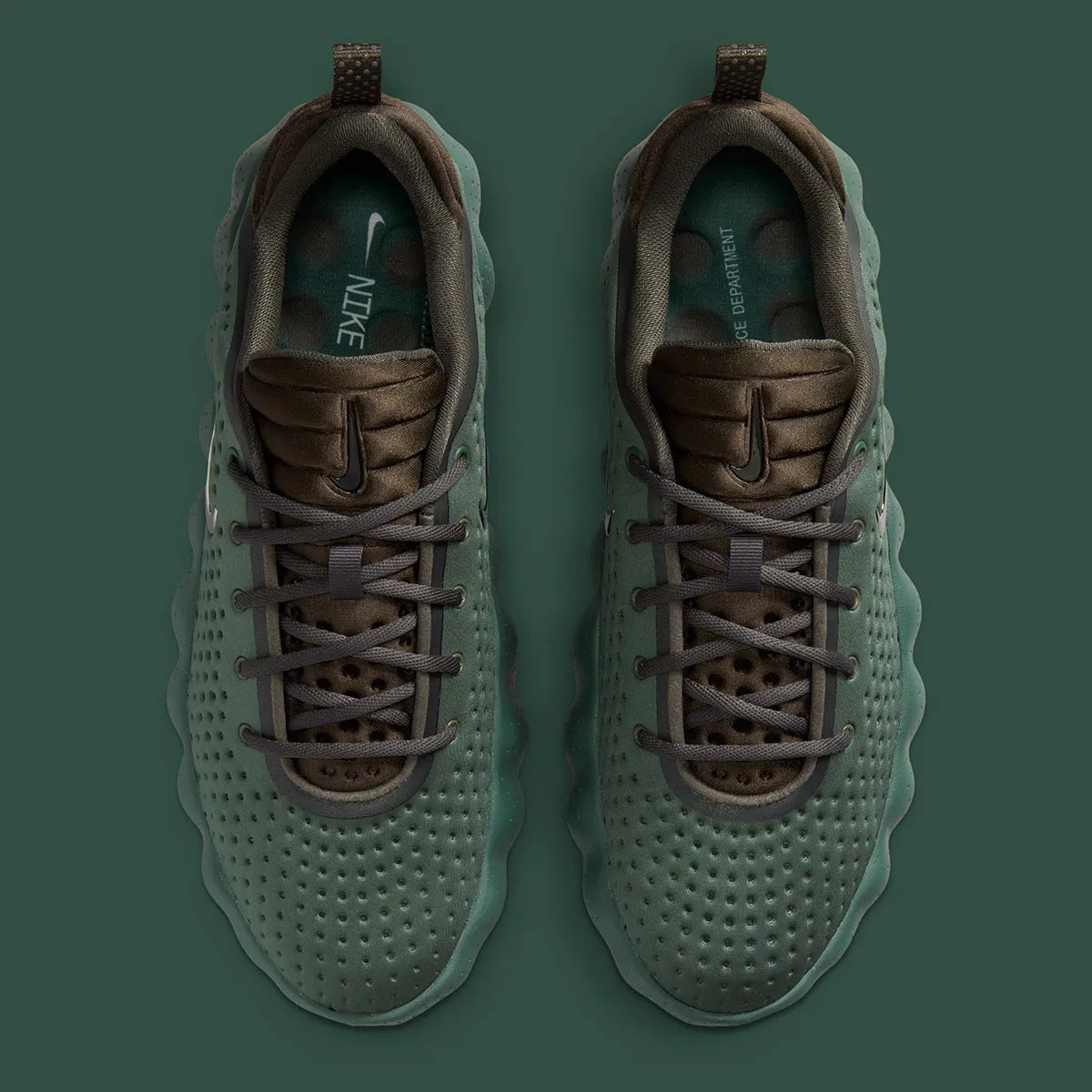 Nike Mind 002 Camo Green, sneakers Nike au coloris Camo Green avec tige légère, amorti confortable et design moderne.