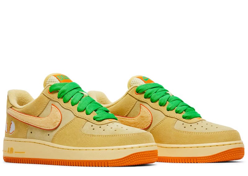 Sneakers Nike Air Force 1 Low Ducks of a Feather University of Oregon vert et jaune en cuir premium avec amorti Air iconique