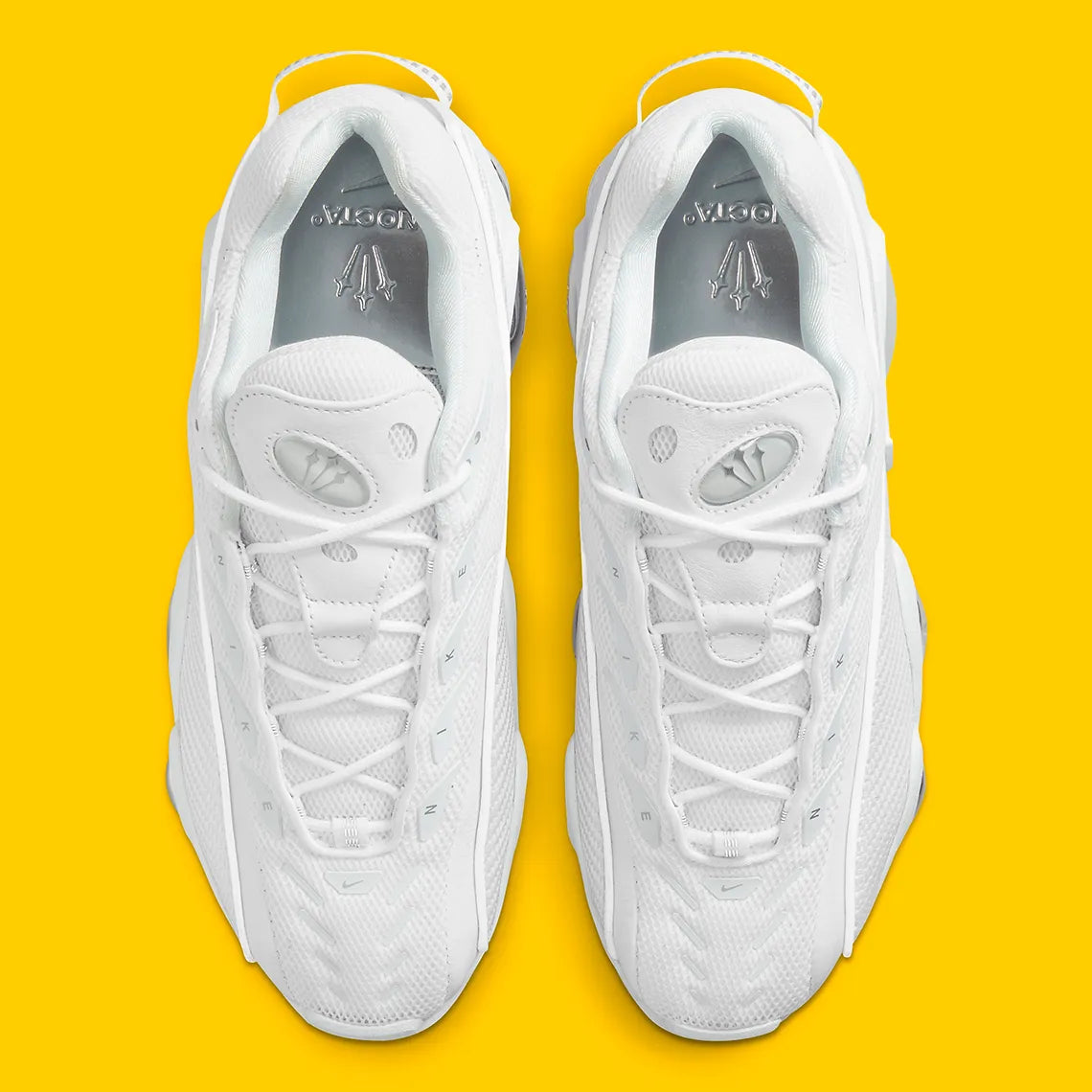 Nike nocta glide white​ vu de dessus