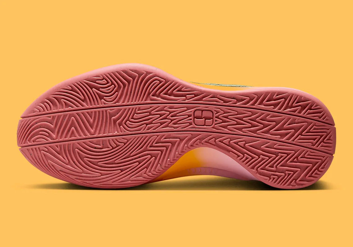 Nike sabrina 1 rose​ vu de dessous
