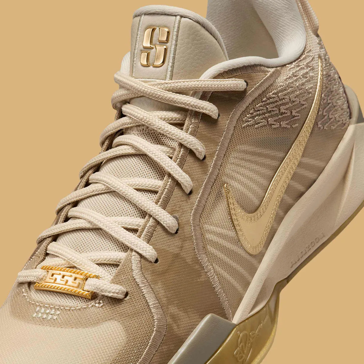 Nike Sabrina 2 Stronger Than Doré