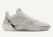 Nike Sabrina 4 LX White Label, chaussures de basketball signature Sabrina Ionescu avec tige respirante, amorti performant et finition premium LX.