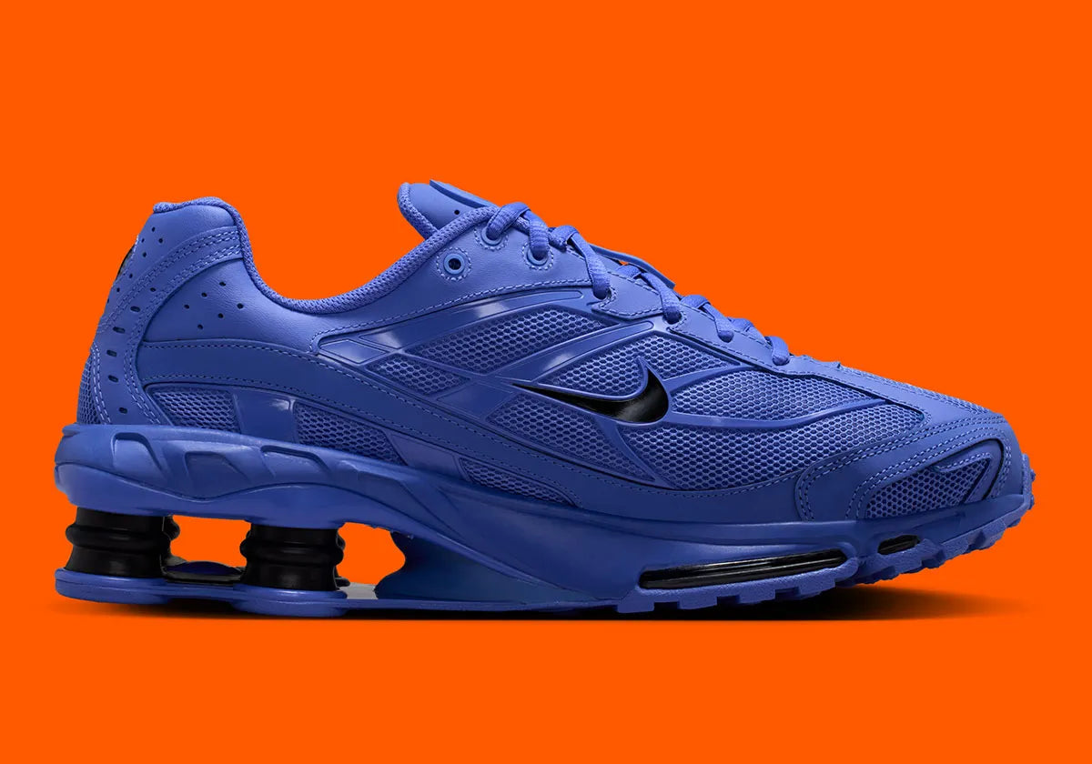 Nike Shox Ride 2 Sapphire Black noires avec détails bleu Sapphire et amorti Nike Shox.