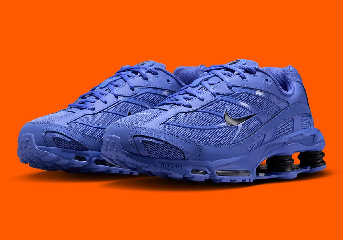 Nike Shox Ride 2 Sapphire Black noires avec détails bleu Sapphire et amorti Nike Shox.