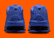 Nike Shox Ride 2 Sapphire Black noires avec détails bleu Sapphire et amorti Nike Shox.