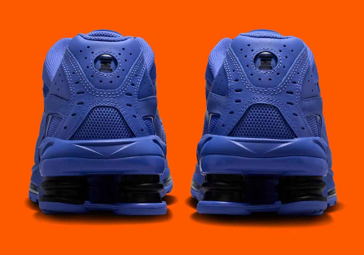 Nike Shox Ride 2 Sapphire Black noires avec détails bleu Sapphire et amorti Nike Shox.