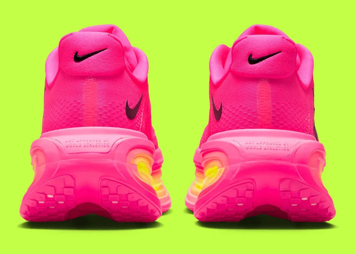 Sneakers Nike Vomero Premium femme en Hyper Pink avec mesh respirant et amorti Zoom Air premium